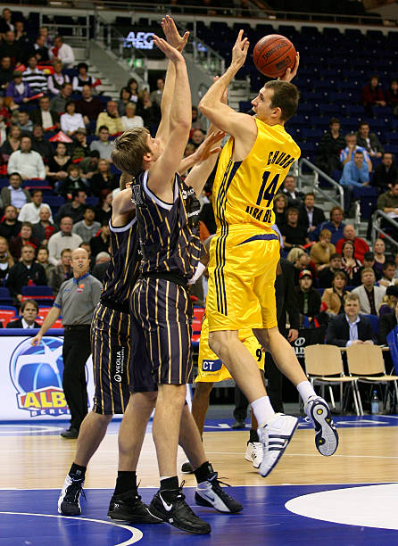 主裁第一时 主裁第一时