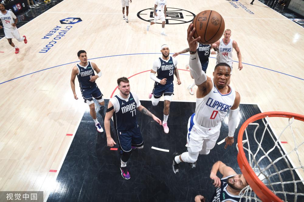 他需要在国 他需要在国